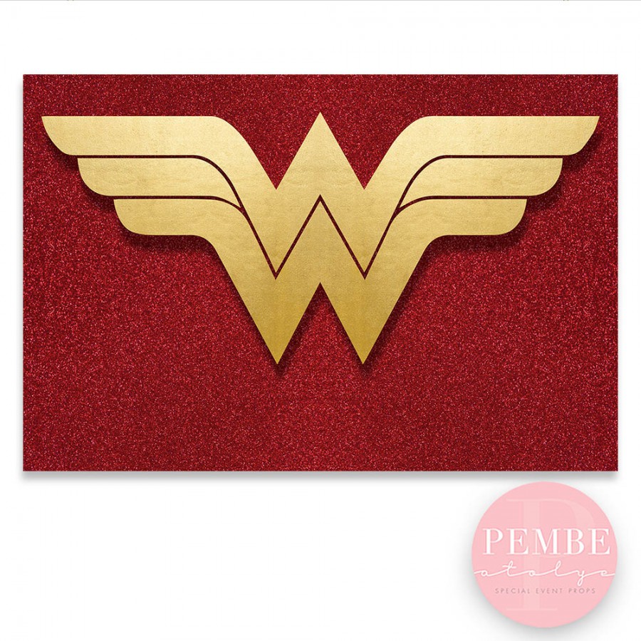 Wonder Woman Concept Doğum Günü Arkafon Afiş Tasarımı
